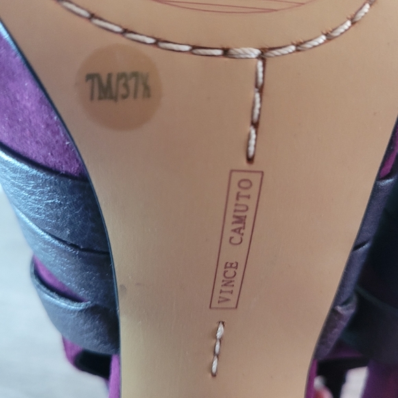 Vince Camuto design quality leather suede burgundy red sz 7 open toe bootie heel - Picture 7 of 8